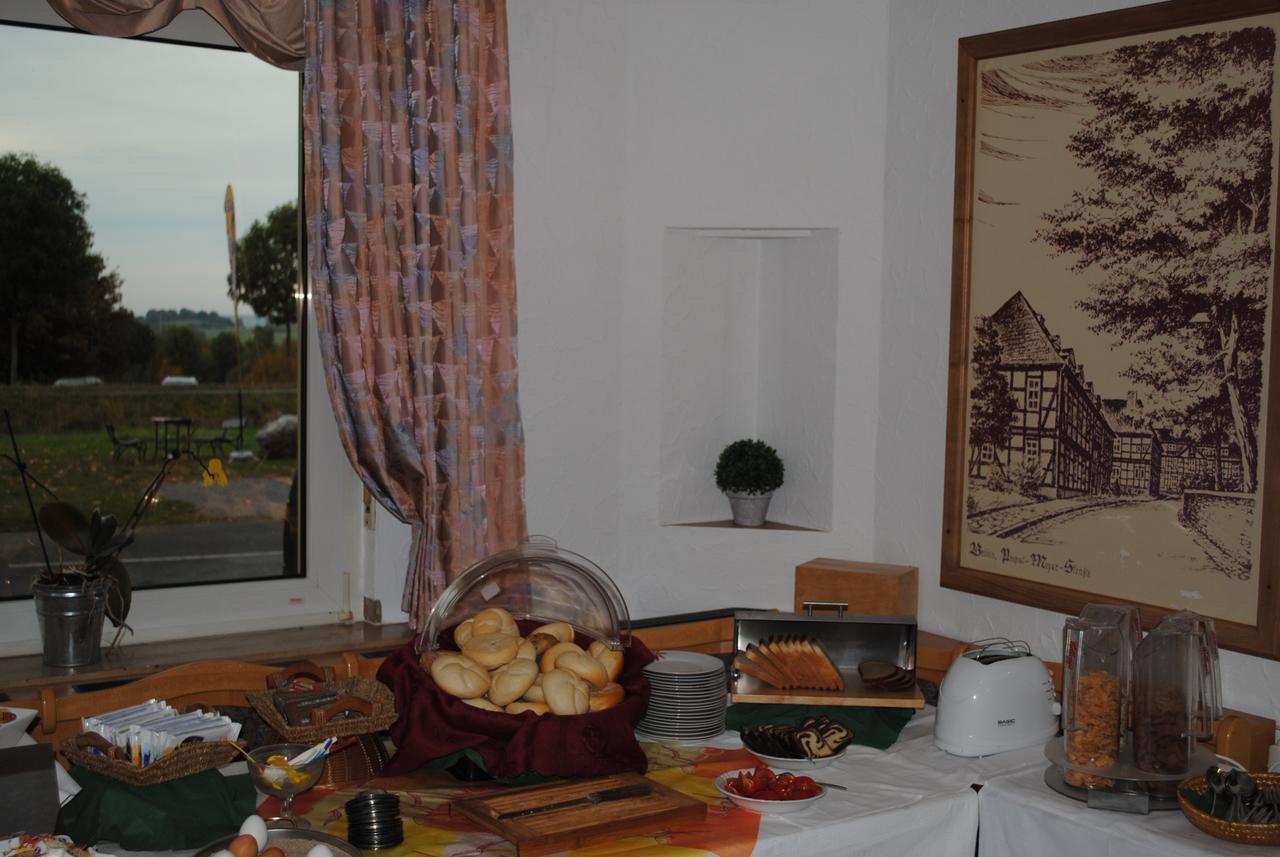 Landgasthof Gruss Брилон Екстериор снимка