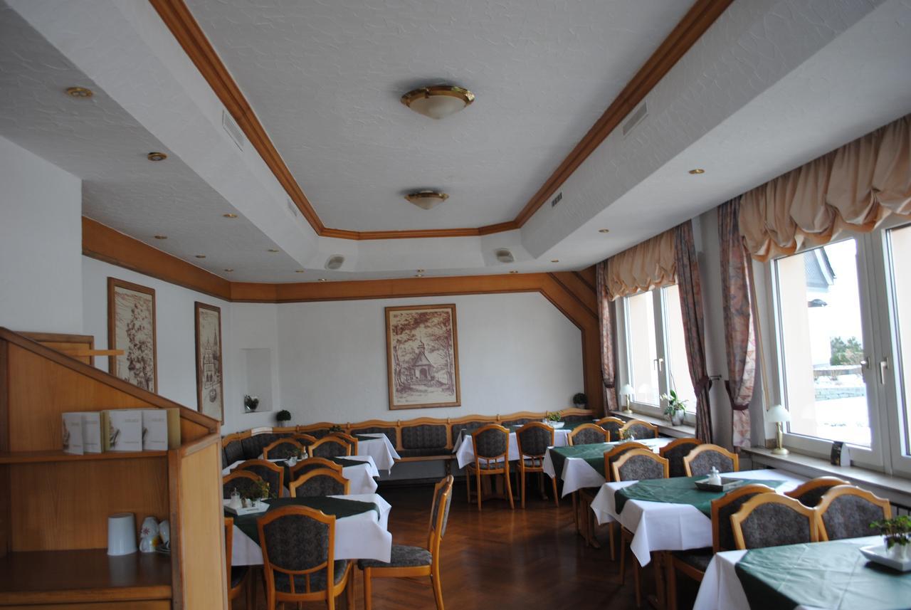 Landgasthof Gruss Брилон Екстериор снимка